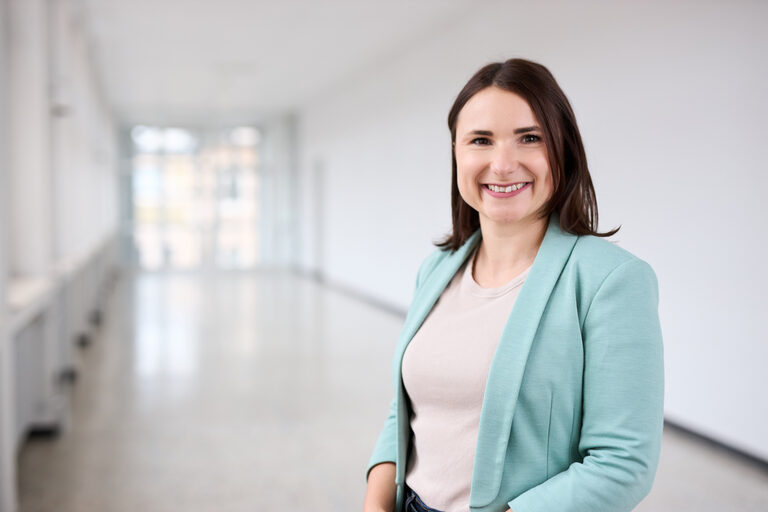 Portrait von Ann-Kathrin Zobel__ Portrait of Ann-Kathrin Zobel