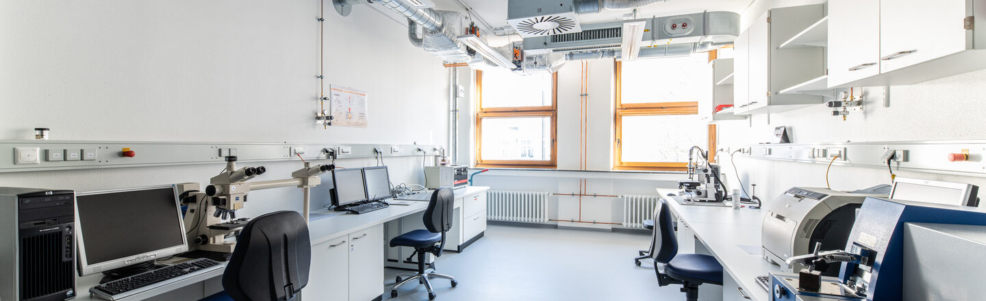 Room recording of the measuring room of the Faculty of Mechanical Engineering.